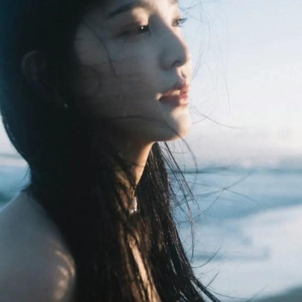 重生丫头狠狠爱海报