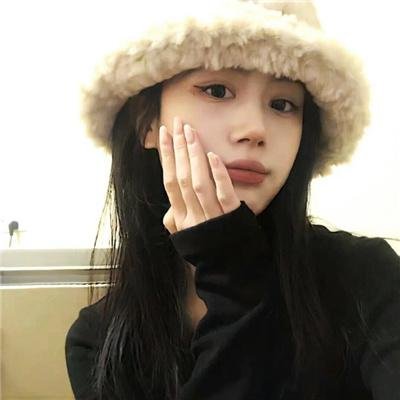 四月的女儿海报