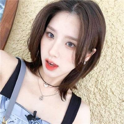 极黑的布伦希尔特海报