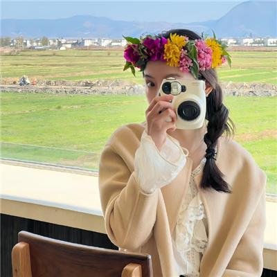 6号叩应女郎海报
