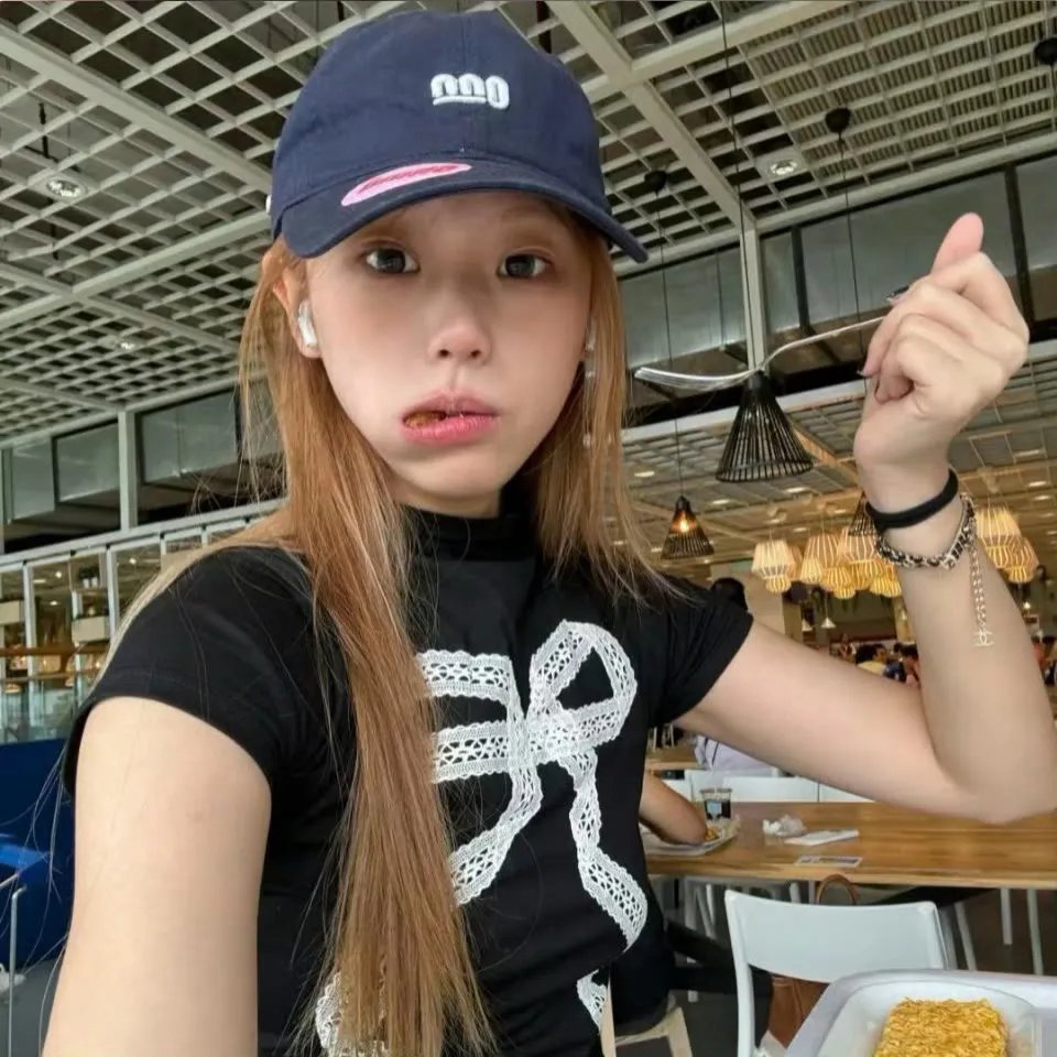 好猫咪咪海报